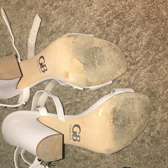 Gianni Bini studded heels - Picture 3 of 5